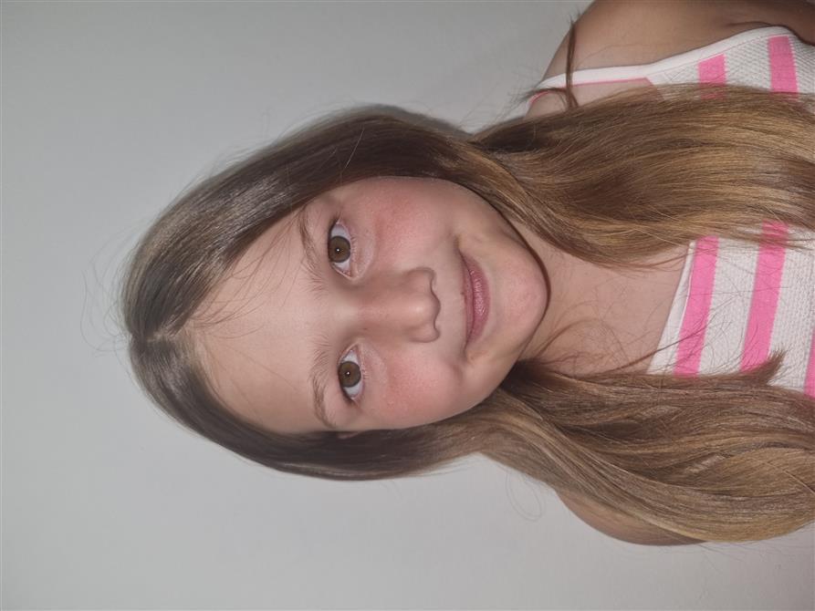 Sára KÜRTI