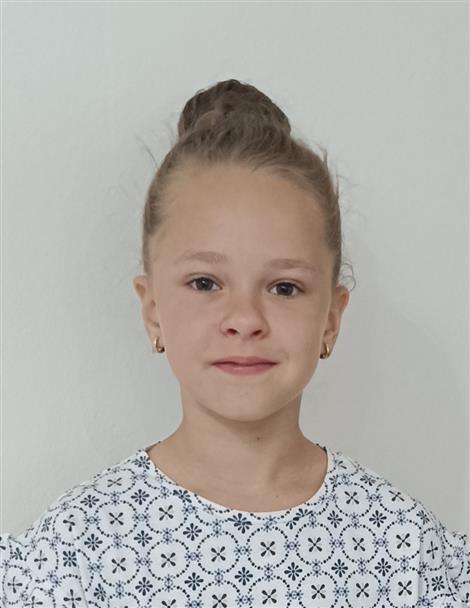 Luca KARÁCSONYOVÁ