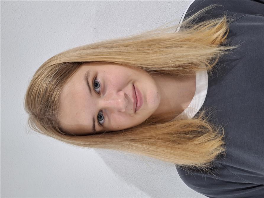 Timea CHOMOVÁ