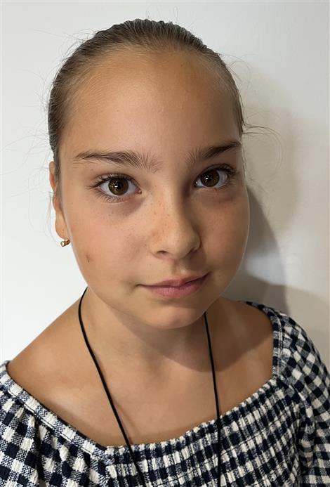 Dorka SEBŐK
