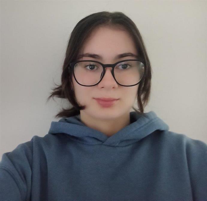Simona NAŠTICKÁ