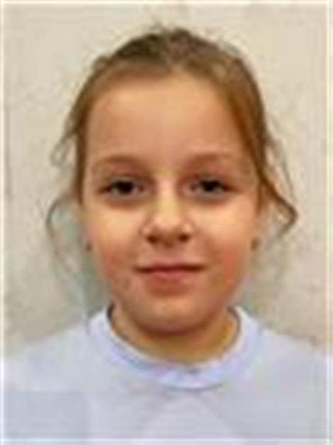 Júlia OBŠATNÍKOVÁ