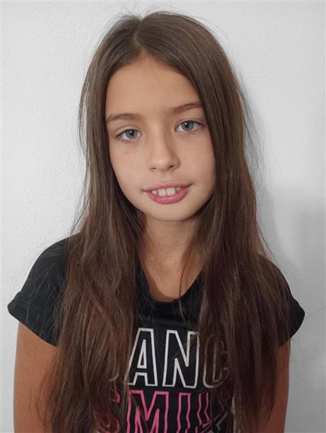 Lívia SAJDÁKOVÁ