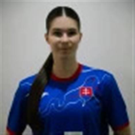 Laura KURŇAVOVÁ